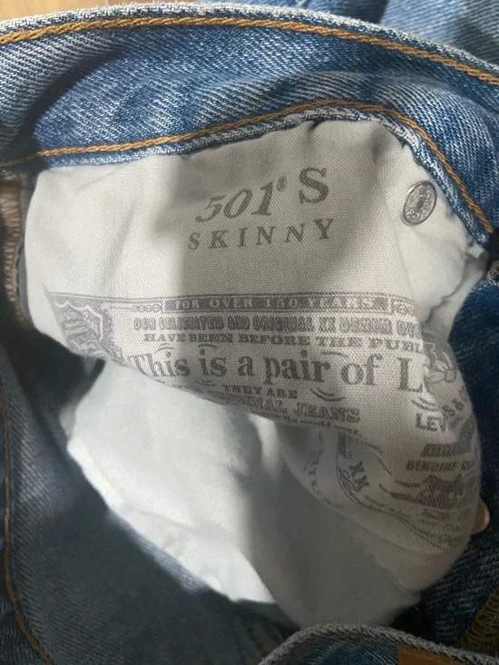 100% Cotton Levi's Women's 501 S Skinny Jeans - Medium Blue Faded Denim - Picture 2 of 14